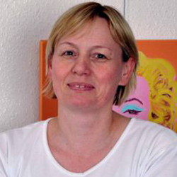 Annette Thomas
