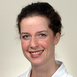 Dr. Christina Simon-Grass